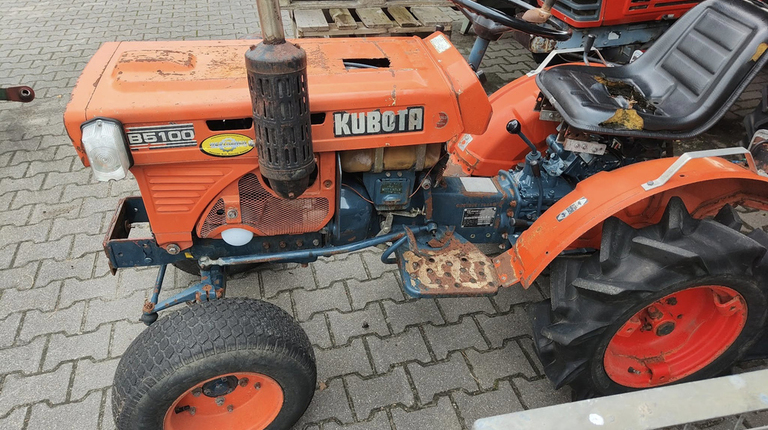Kubota B5100